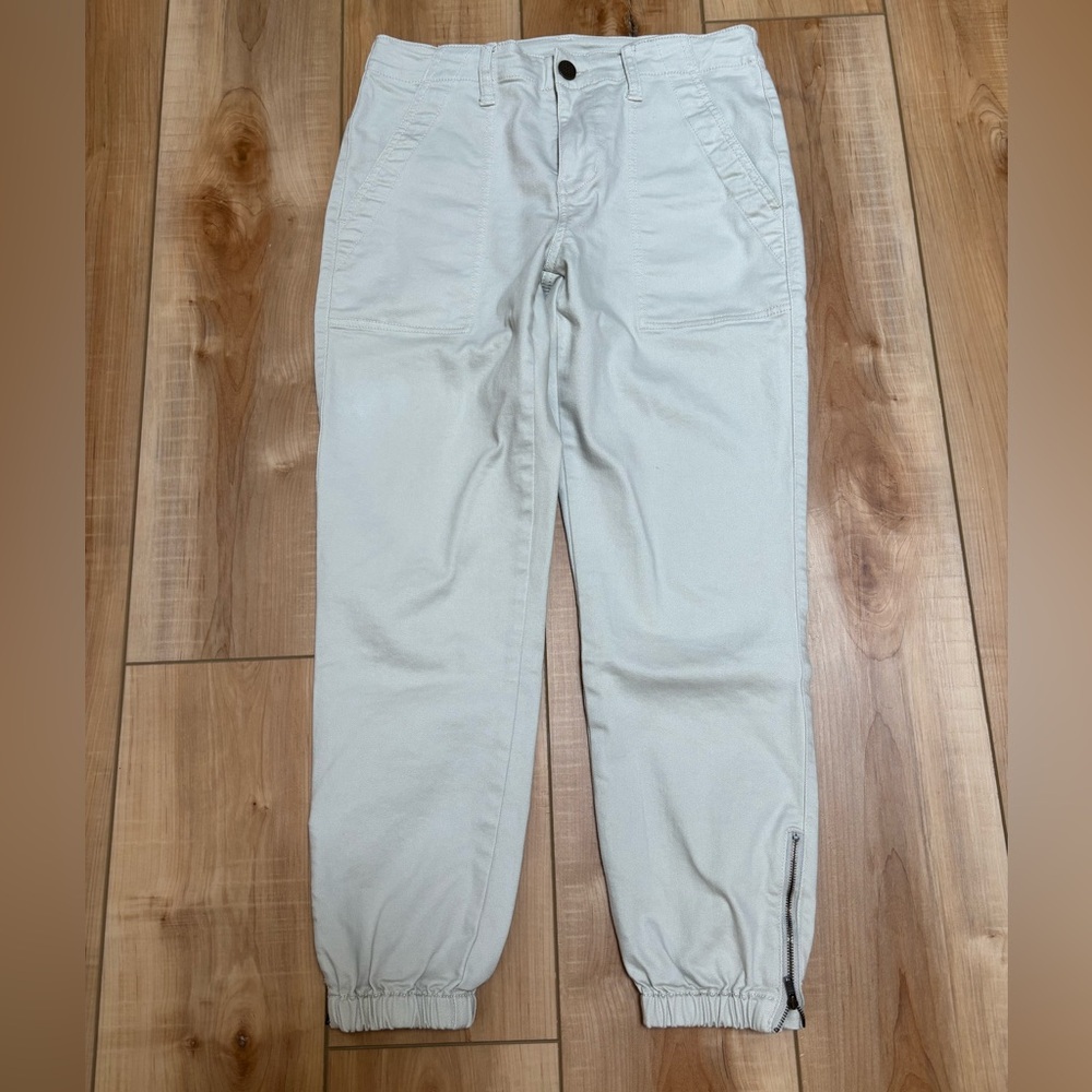 CAbi Compass Pants 6264 in Oyster Cream, size 4